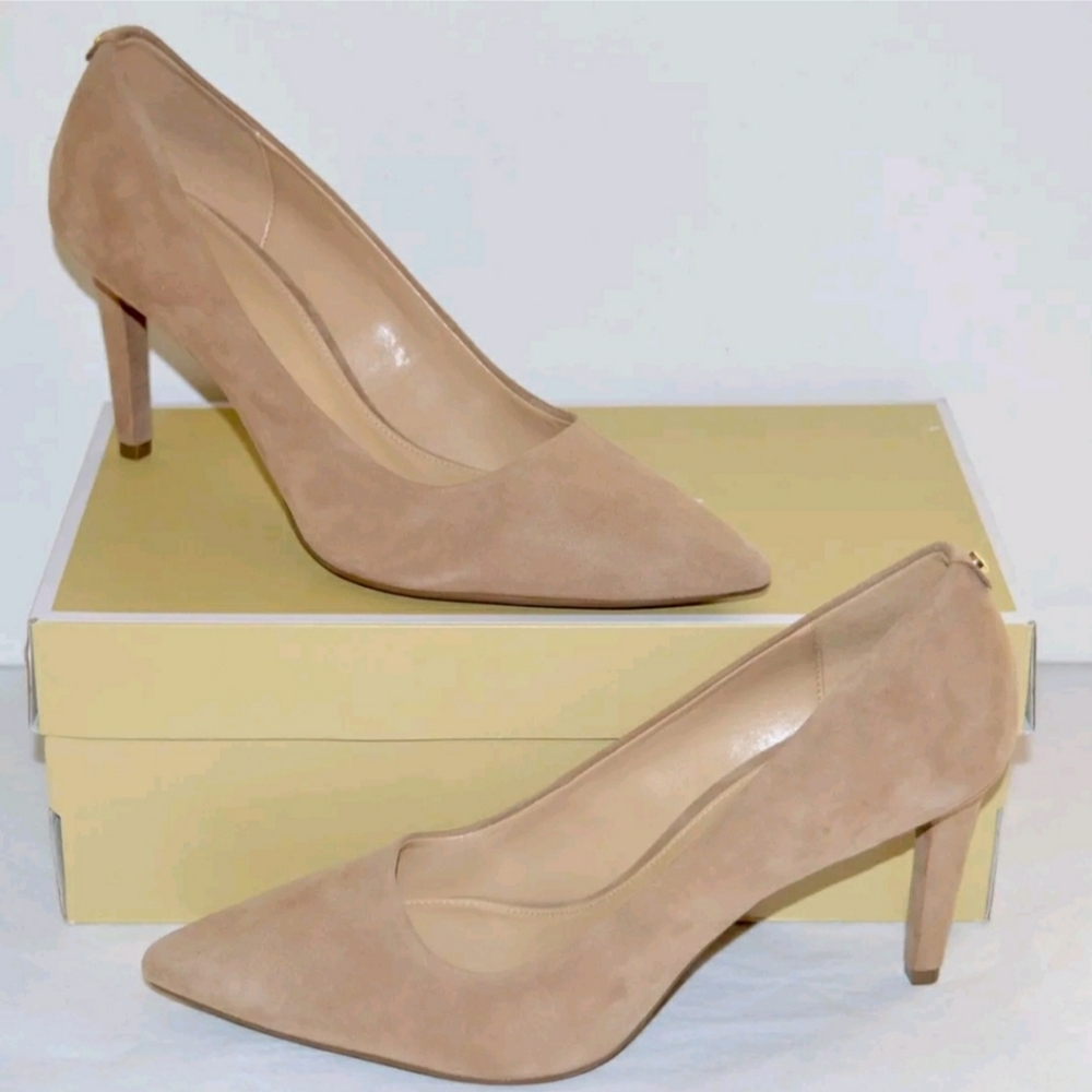 Michael Kors MK Designer Dorothy Flex Pump Light Khaki Suede Classic Heel sz 10